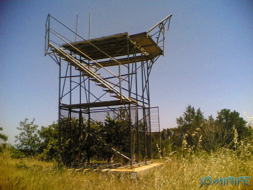 Torre de vigia da Serra Boa Viagem destruida (2)