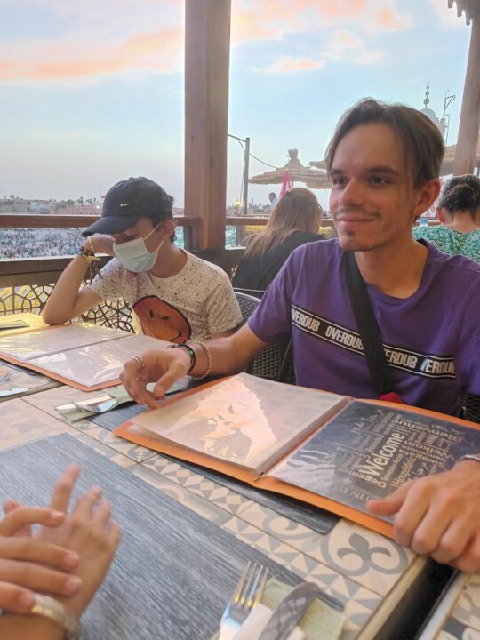 Não me canso disto_restaurante3.jpg