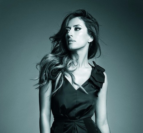 ana moura.jpg