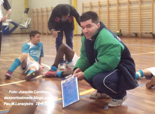 O técnico Paulo Mendes, que conduziu o C.R.Piedense ao titulo distrital de Futsal