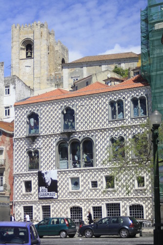 Casa dos Bicos e Sé de Lisboa