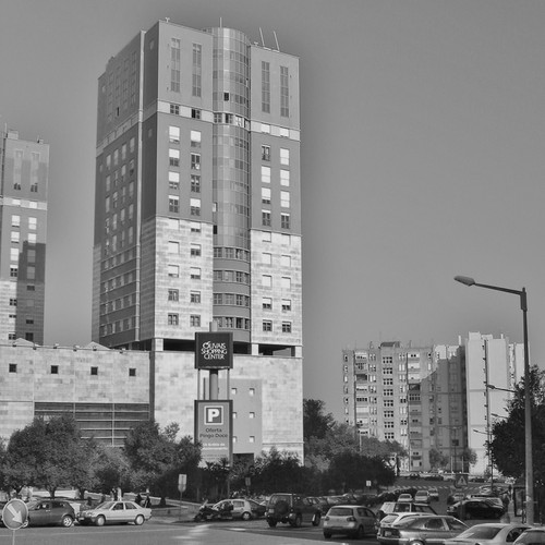 Centro comercial dos Olivais, Lisboa, 2004
