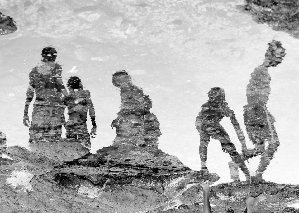 INVERTIDO_REFLEXO_Heler_Paz_Monteiro_May_2020_Issu INVERTIDO_REFLEXO_Heler_Paz_Monteiro_May_2020_Issu