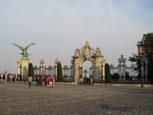 Budapeste - Palácio Real: Porta do Escadório Habsburgo