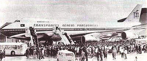 Boeing 747 CS-TJB, Luanda (?), 1975(?)
