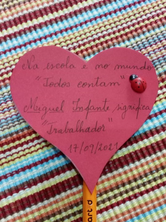 NãoMeCansoDisto_Escola.jpg