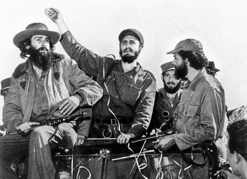 Camilo-Cienfuegos-Fidel-Castro-y-Huber-Matos[1].jp
