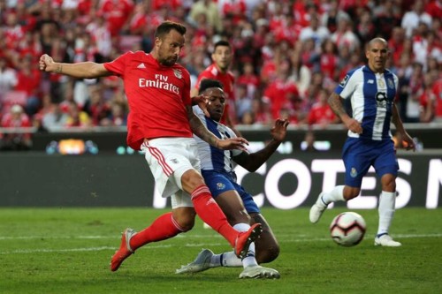 Seferovic Porto.jpg