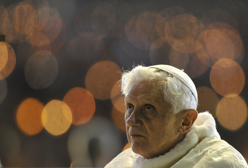 Bento XVI em Fátima.jpg