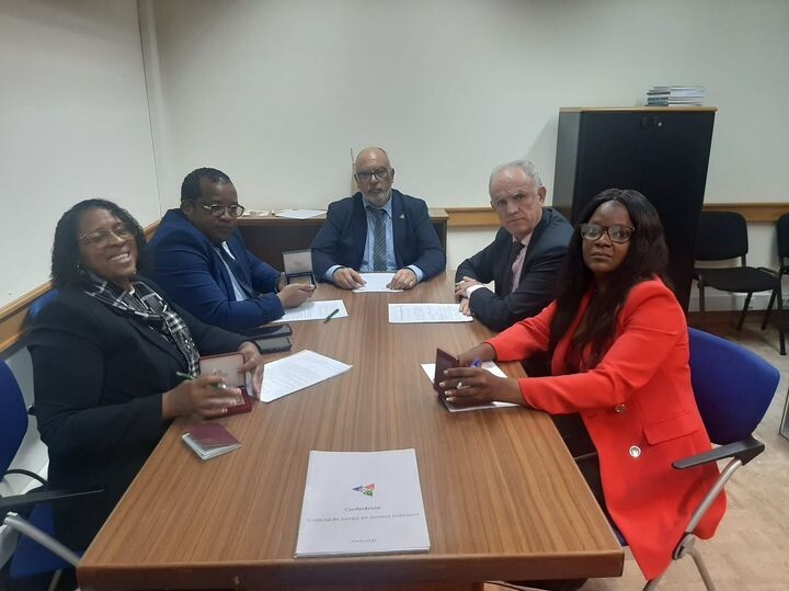 Confederação de Sindicatos de Oficiais de Justiça da CPLP