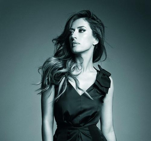 ana moura.jpg