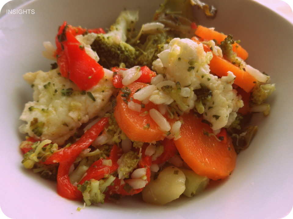 salada de arroz com legumes.JPG