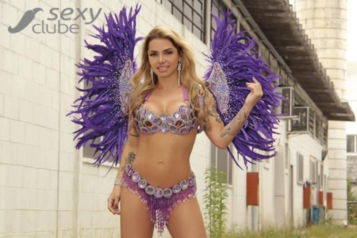 Julia Menezes.jpg Julia Menezes.jpg