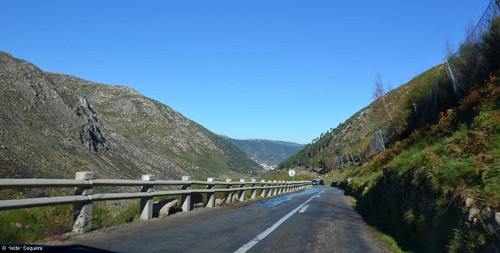 Serra da Estrela - estrada HS.jpg Serra da Estrela - estrada HS.jpg