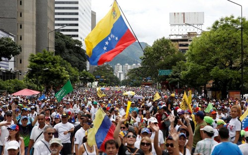 Venezuela-xlarge_trans_NvBQzQNjv4BqYHaHRqZzVuMJAn8