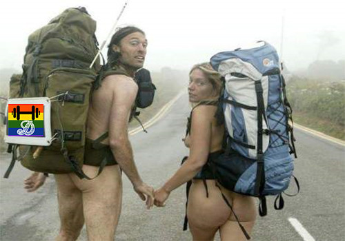 HD Casal pratica nudismo pelo mundo fora.jpg