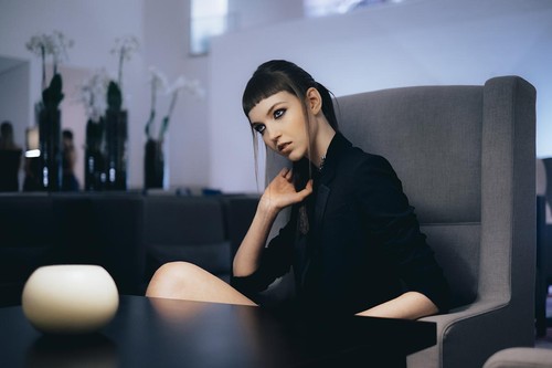 gq0008.jpg