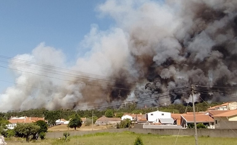 incendio-maceira-jornal de leiria.jpeg