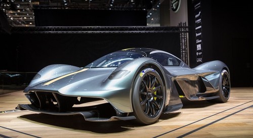aston-martin-valkyrie-geneva-12.jpg