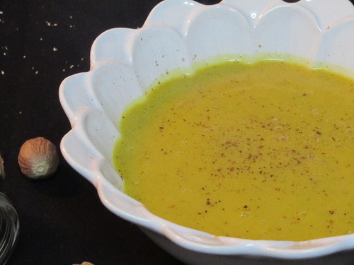 Creme de brócolos com noz moscada