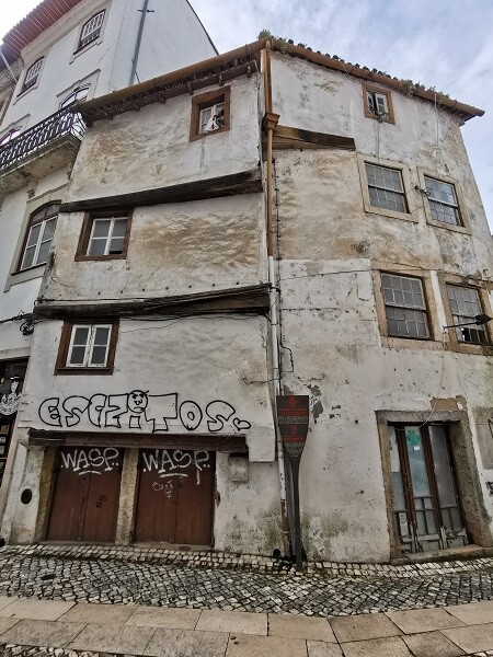 casa medieval.jpg