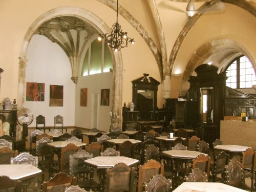 Café Santa Cruz. Interior 05.jpg