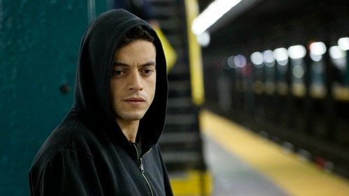 640_mr_robot_2.jpg