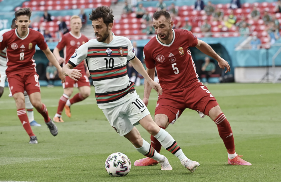 Captura de ecrã 2021-06-21, às 22.47.39.png