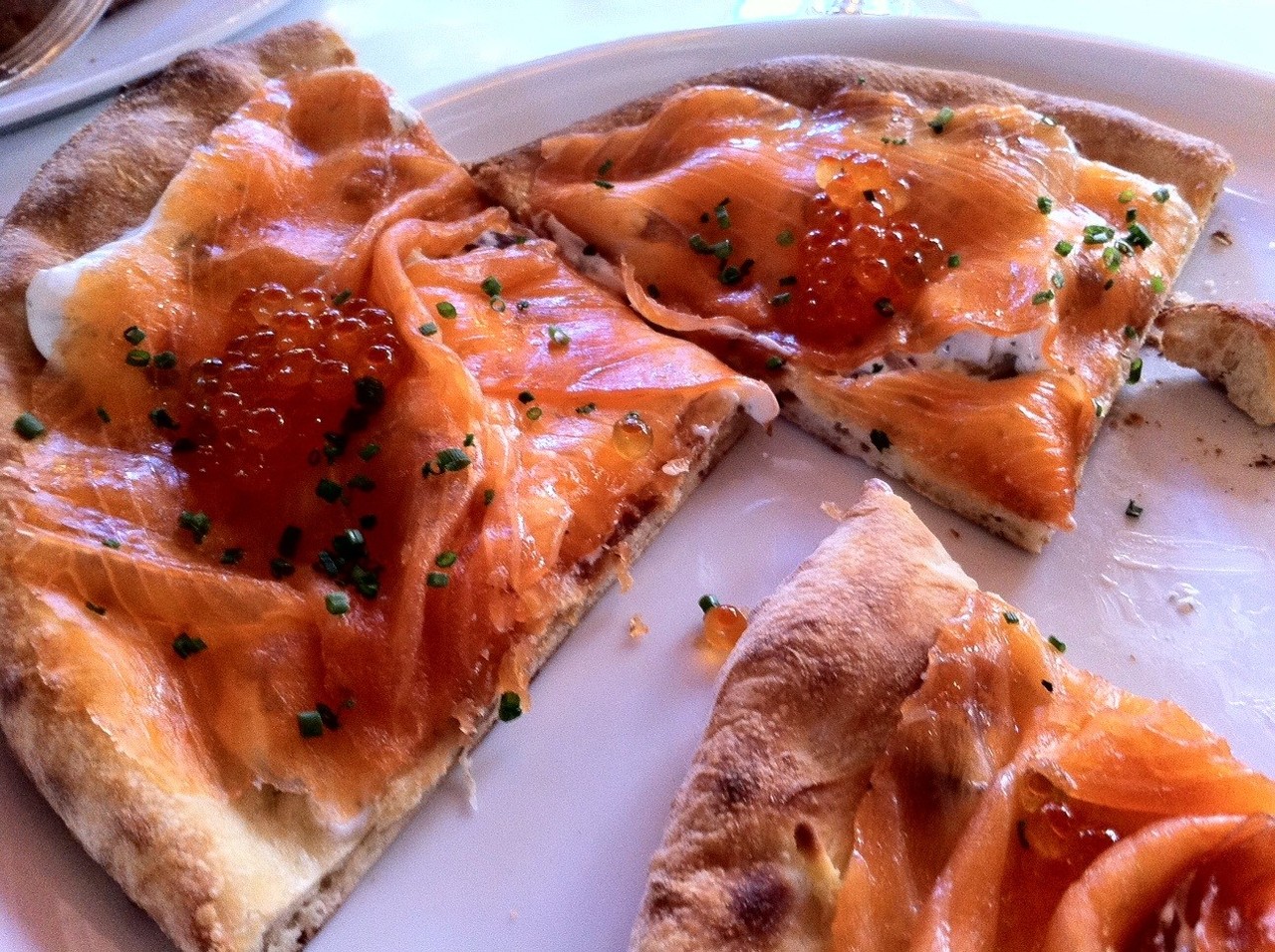 spago-smoked-salmon-pizza.jpg