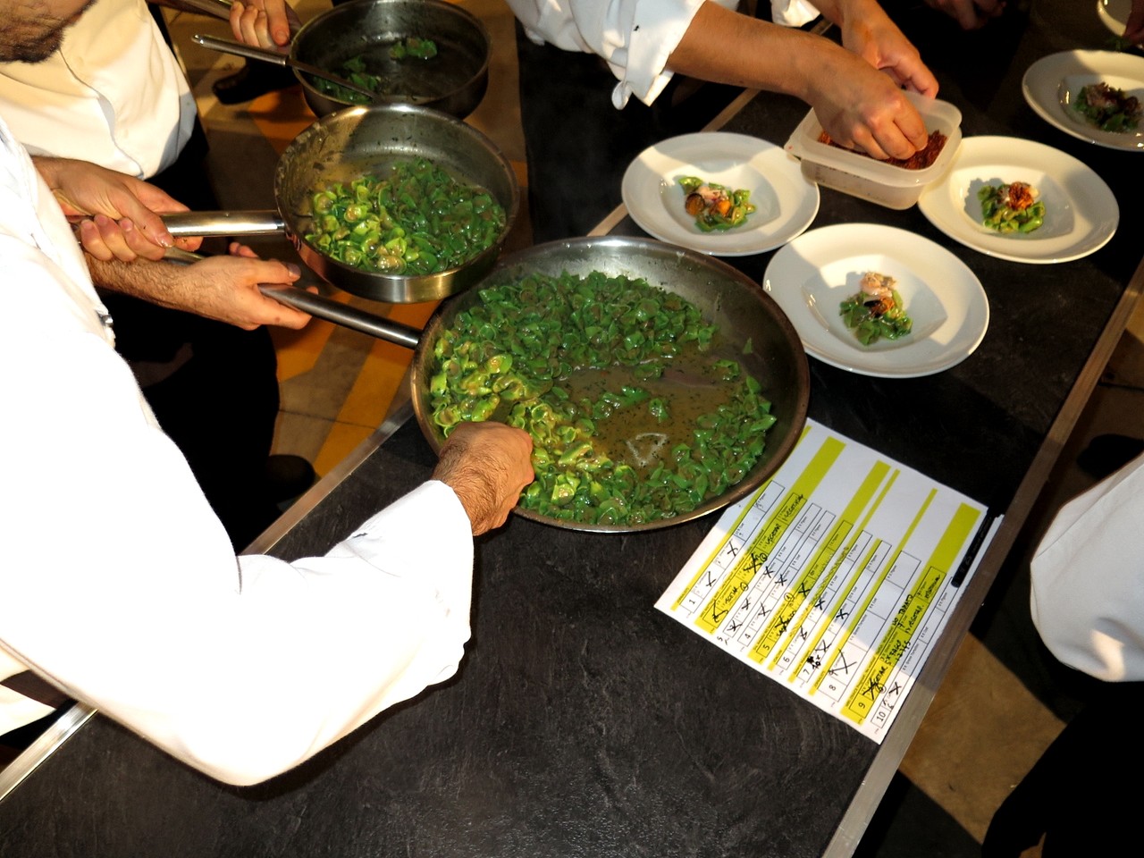 Green Tortellini with pappa al pomodoro and seafood