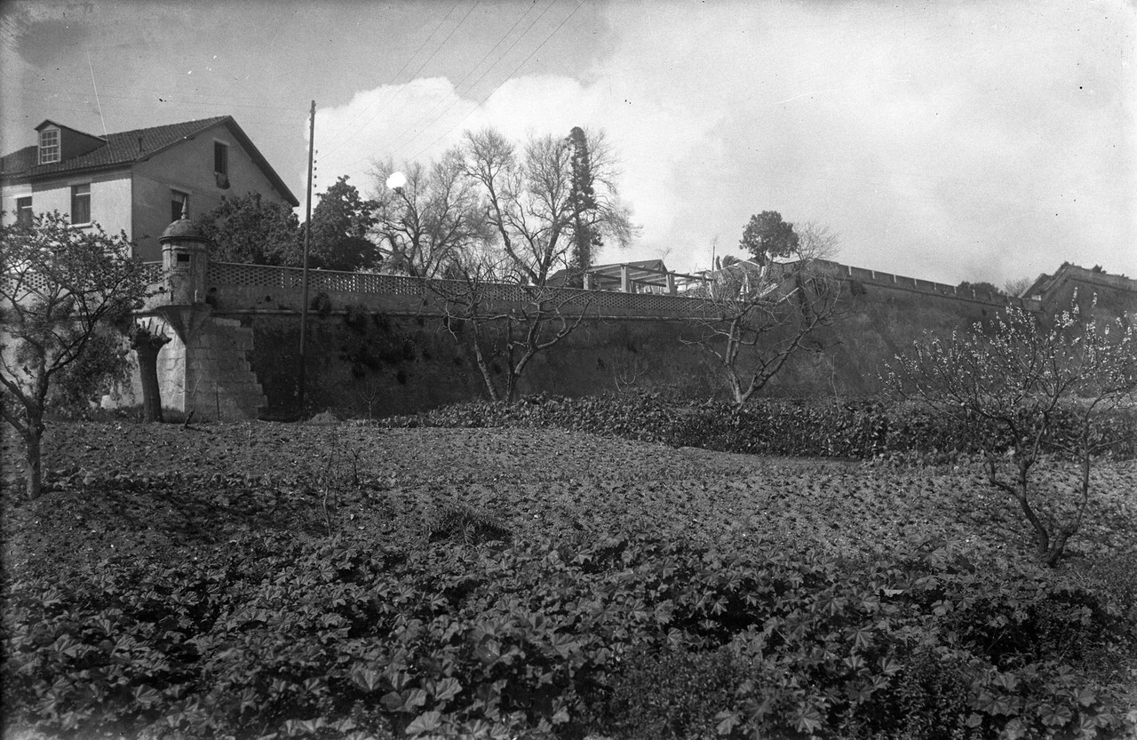 O baluarte ou forte de Santa Apolónia, 1942, foto O baluarte ou forte de Santa Apolónia, 1942, foto