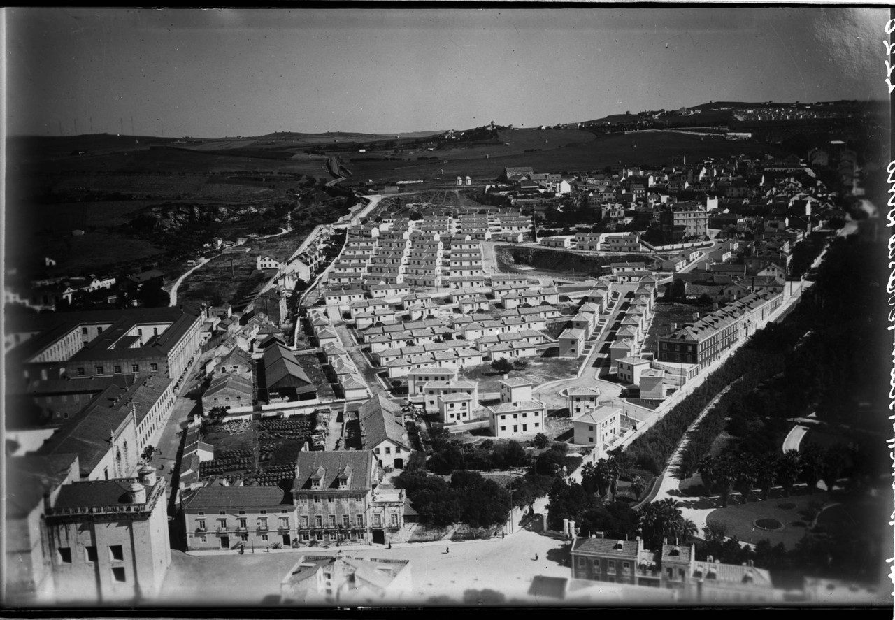 Fotografia aérea sobre Belém, com o Bairro Novo 