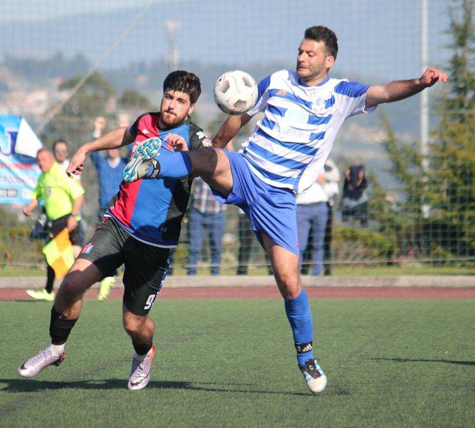 FC Nespereira 3-2 AR Nogueira B3.jpg