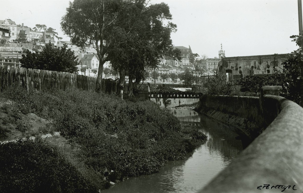 A ribeira de Alcântara,1944.jpg
