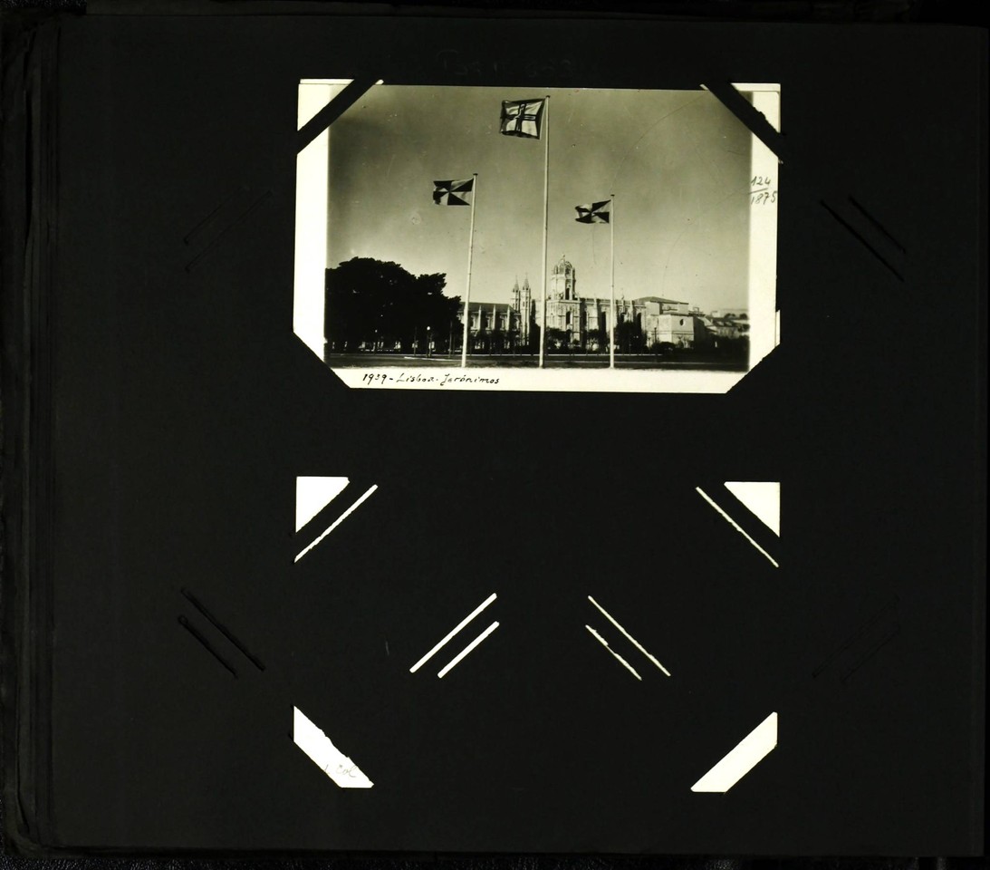 0032V_M.jpg