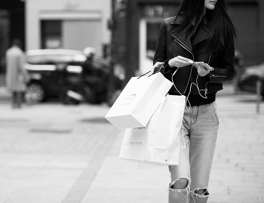 shopping-bag-street-style.jpg