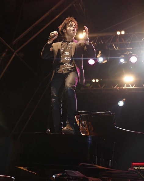 jamie cullum live.jpg