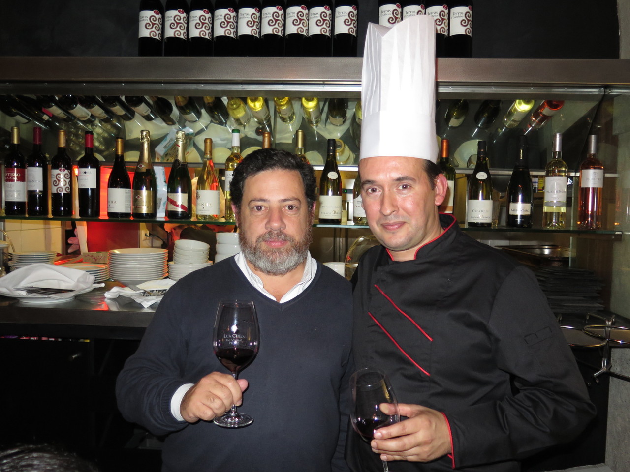 Tomás Caldeira Cabral (responsável pela seleção de vinhos do jantar) & Xavier Charrier