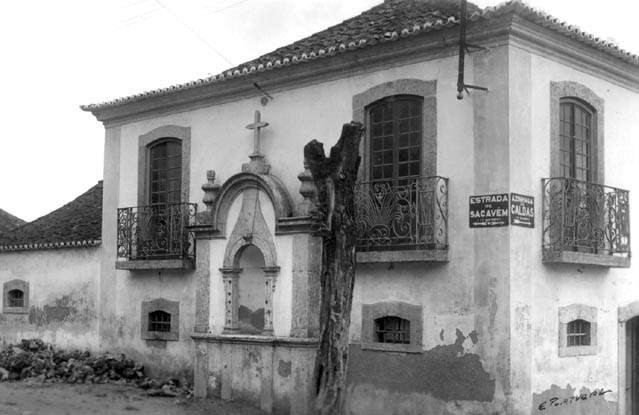 Solar da quinta do Caldas na estrada de Sacavém, Solar da quinta do Caldas na estrada de Sacavém,
