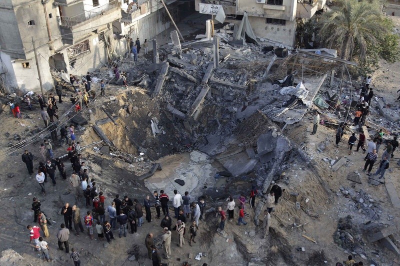 palestina-bombardeamento-khan_younis-2012