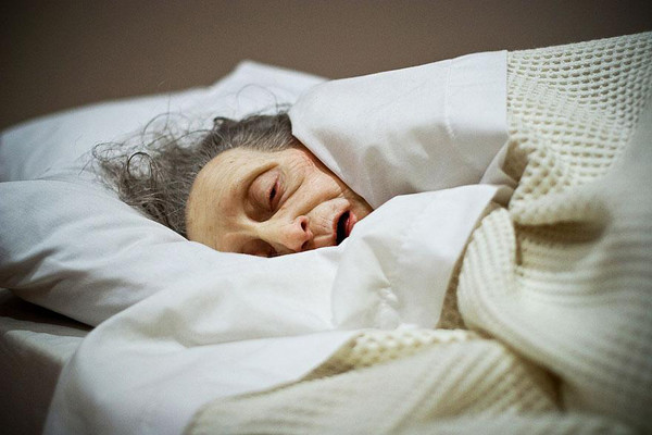 Ron-Mueck.jpg