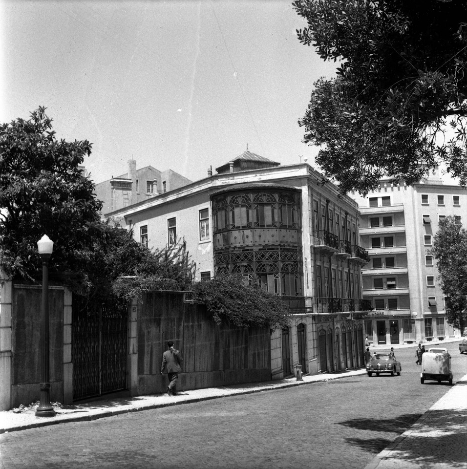 Rua dos Açores, 59 e seguintes, Lisboa (A. J. Fernandes, 1961) Rua dos Açores, 59 e seguintes, Lisboa (A. J. Fernandes, 1961)