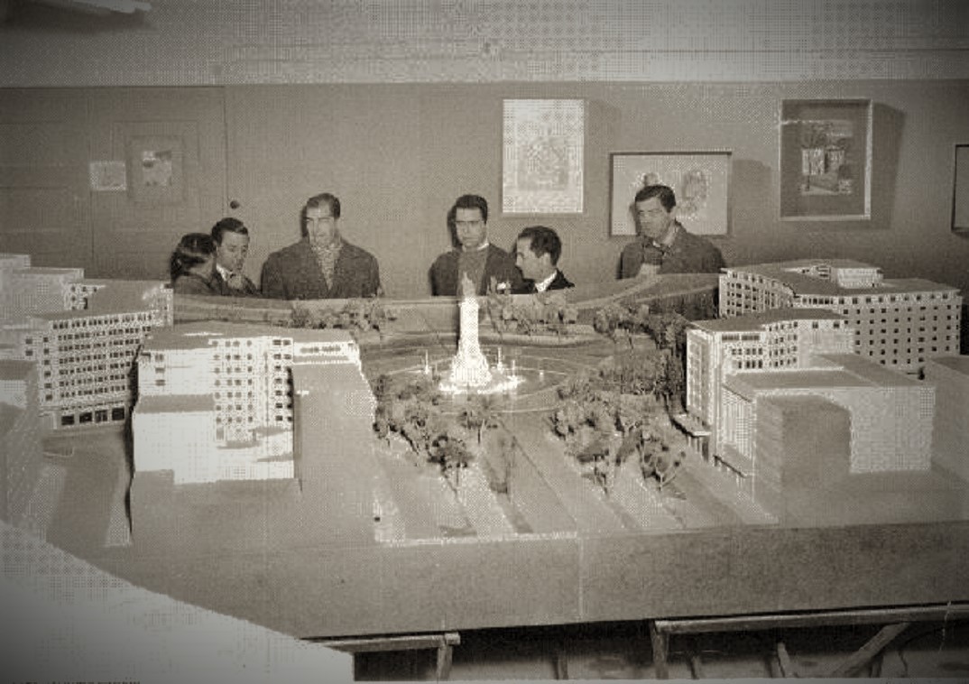 Visita da imprensa à maquete da futura praça Mar