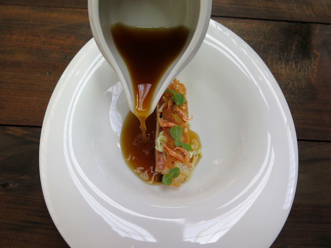 Salmonete / Terrina do cozido / Talharim de choco / Caldo dashi Salmonete / Terrina do cozido / Talharim de choco / Caldo dashi