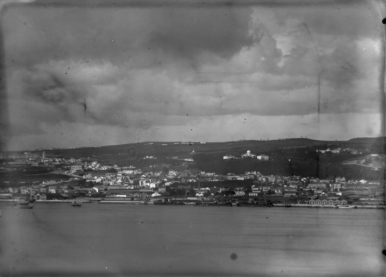 Panorâmica sobre a Tapada da Ajuda, destacando-se