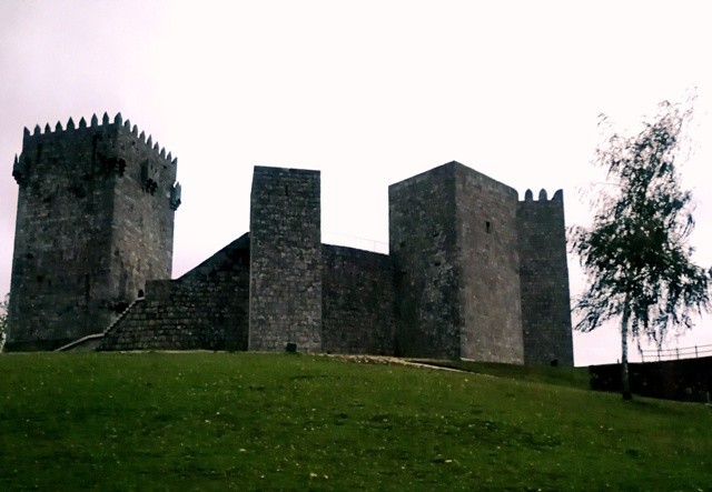 montal13.jpg montal13.jpg