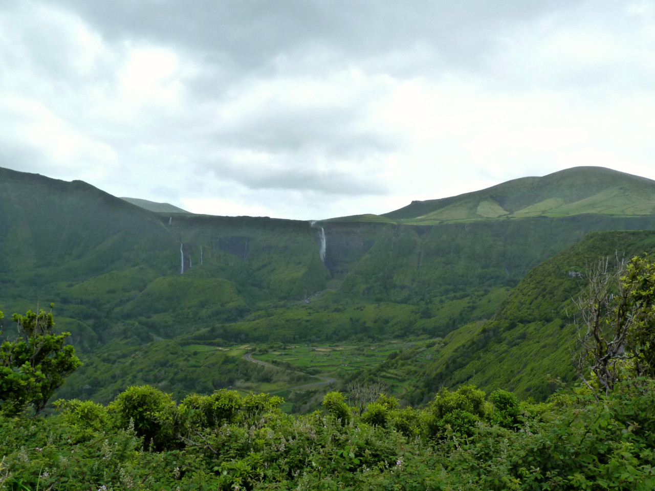 Flores - Costa leste.jpg