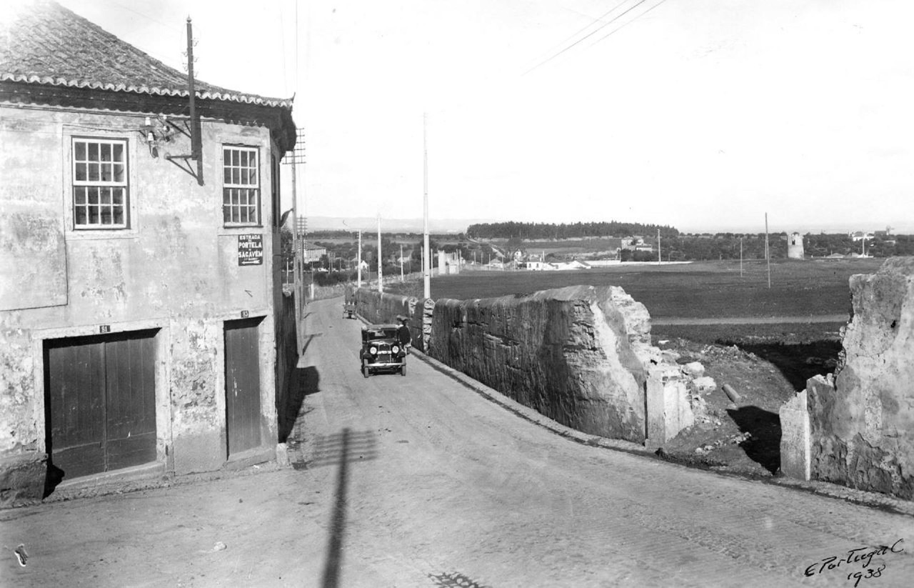 Estrada de Sacavém, no lugar da Portela, 1938, fo Estrada de Sacavém, no lugar da Portela, 1938, fo