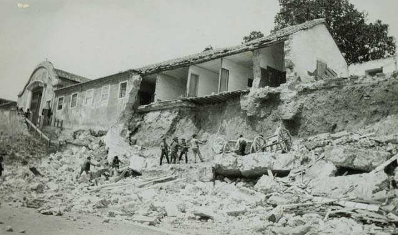 Quartel do Vale do Pereiro, demolição, foto de E