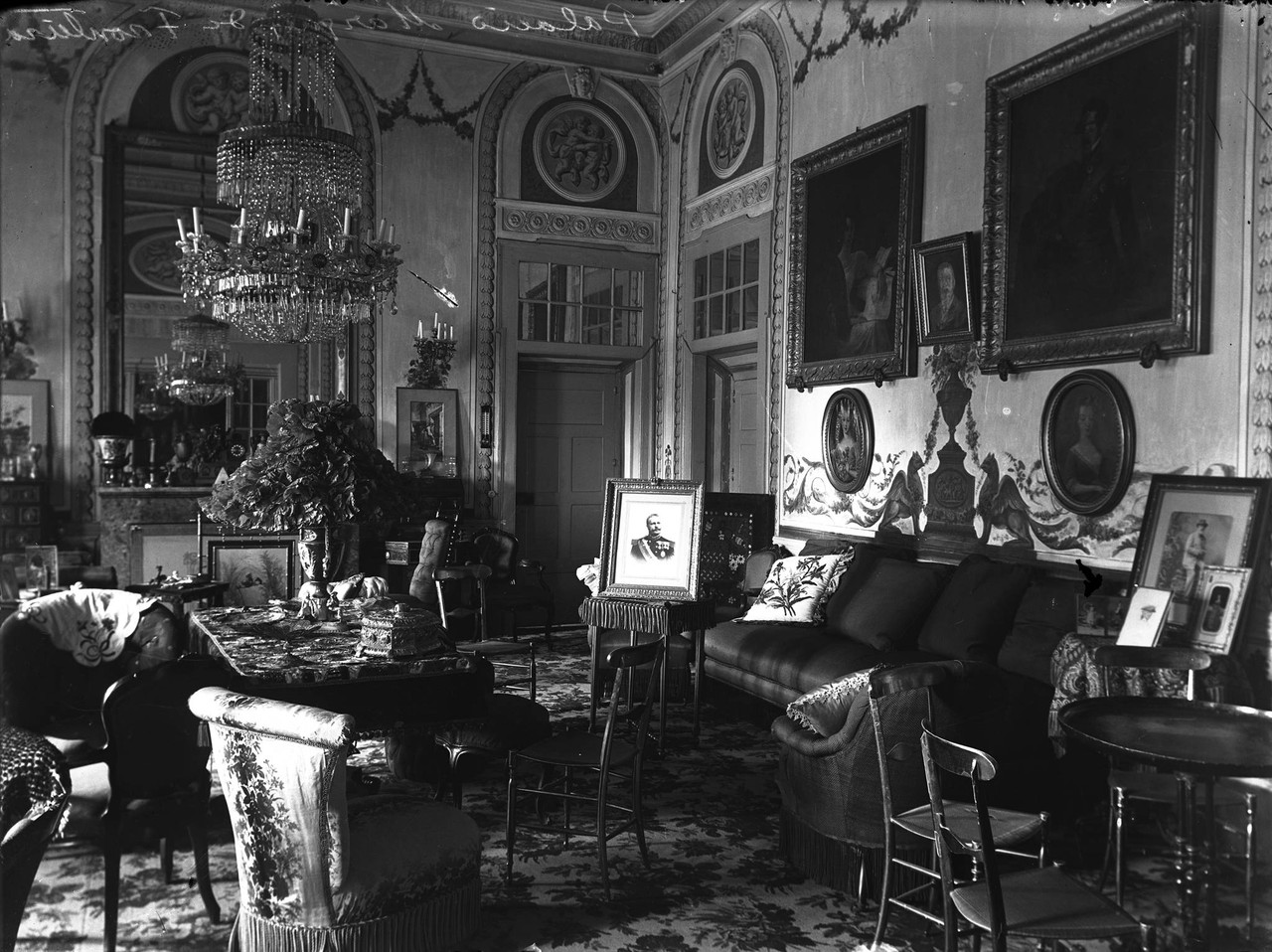 Palácio Fronteira, interior de uma sala, sd, foto